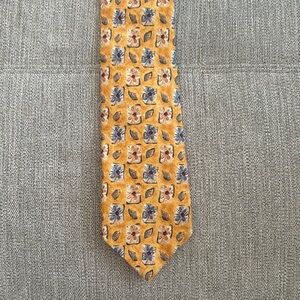 Ermenegildo Zegna Geometric Pattern Tie in Mustard and Navy